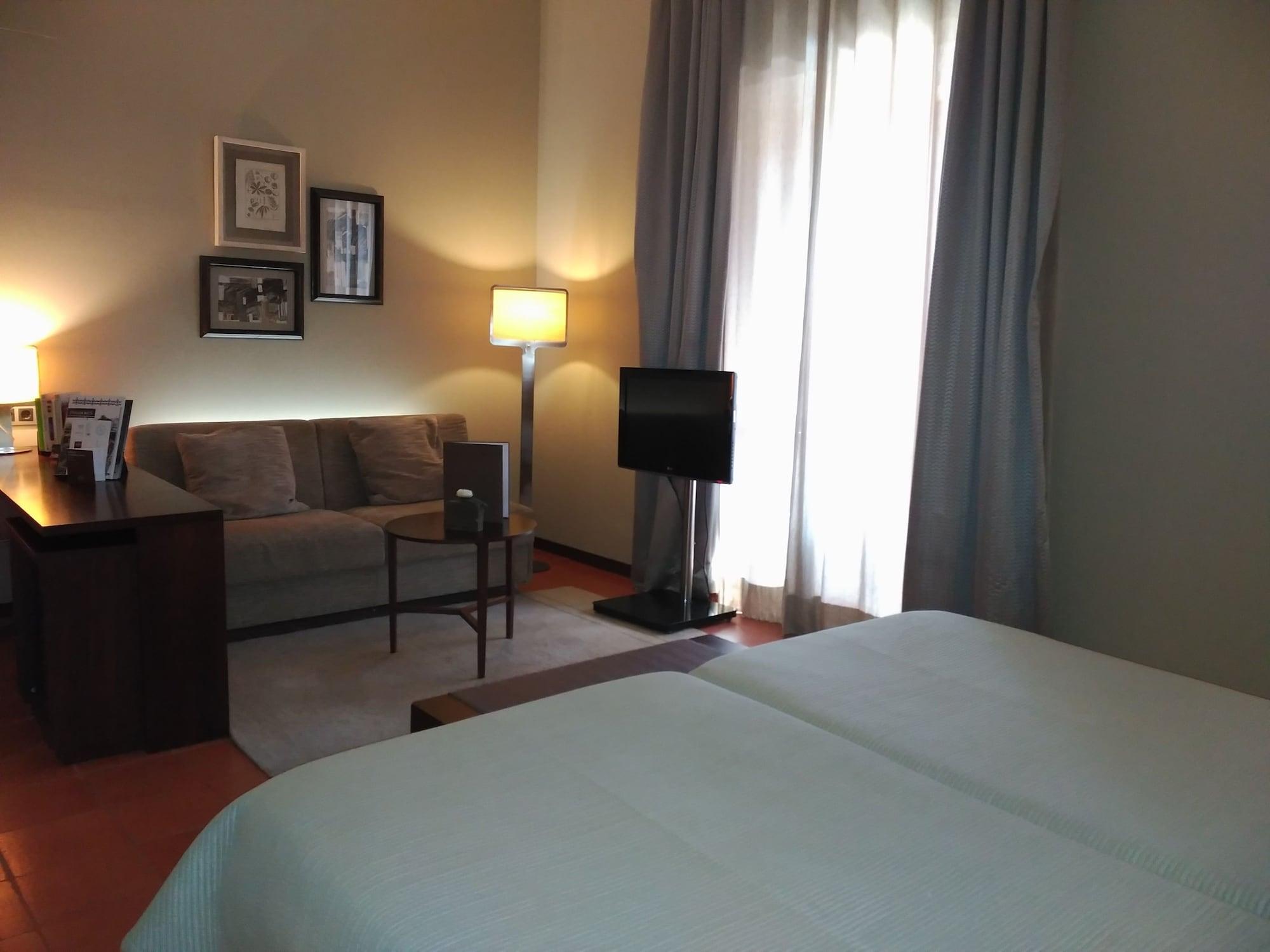 Parador De Caces Екстериор снимка