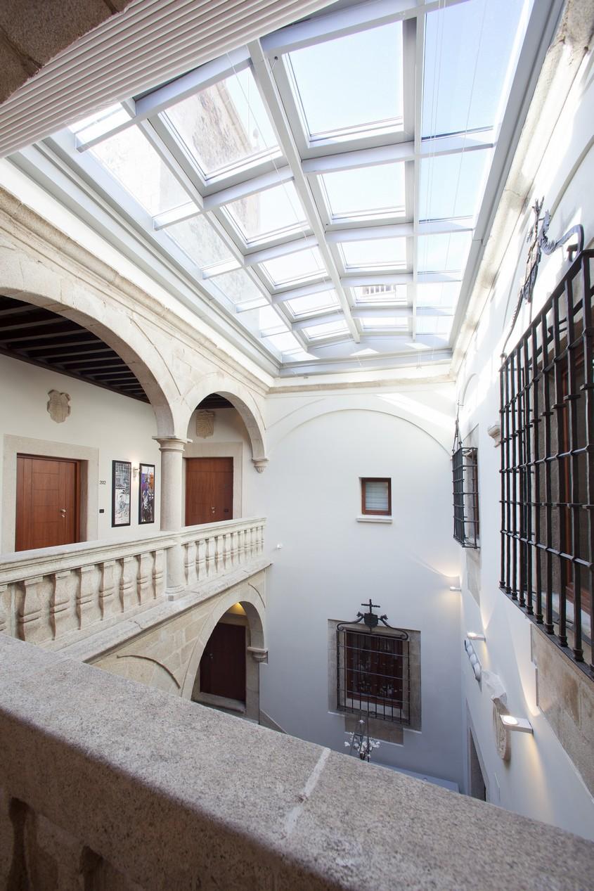 Parador De Caces Екстериор снимка