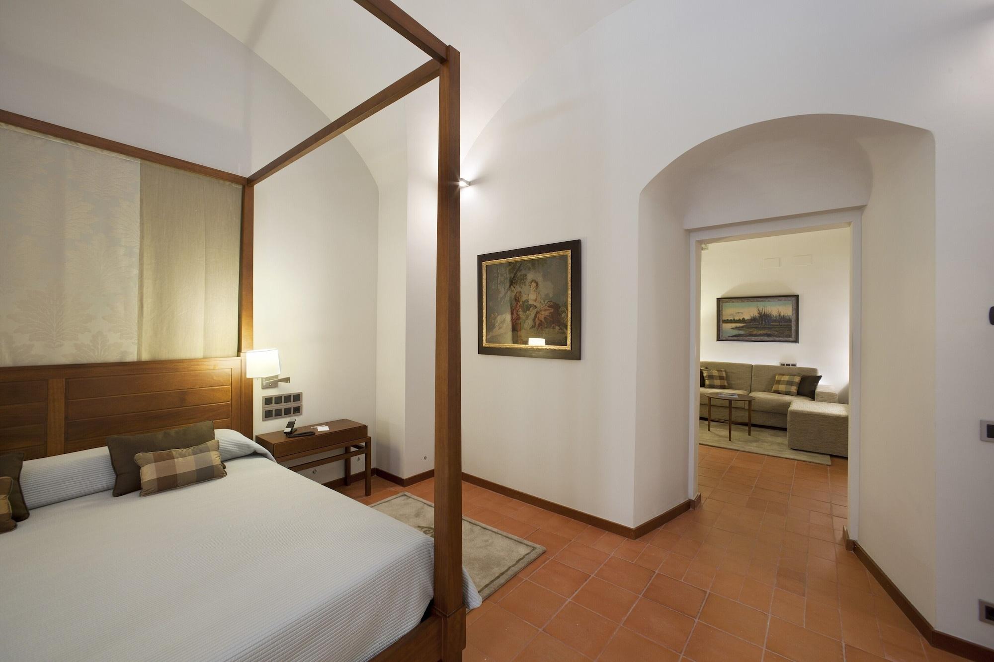 Parador De Caces Екстериор снимка