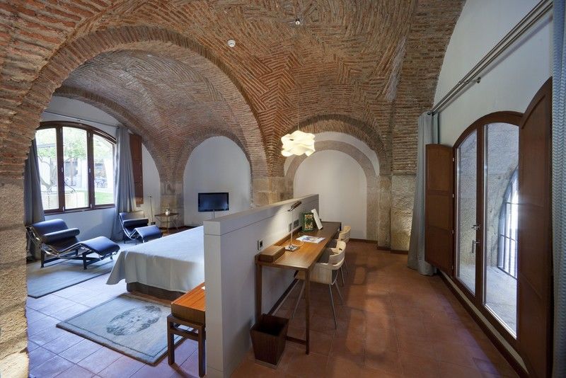 Parador De Caces Екстериор снимка